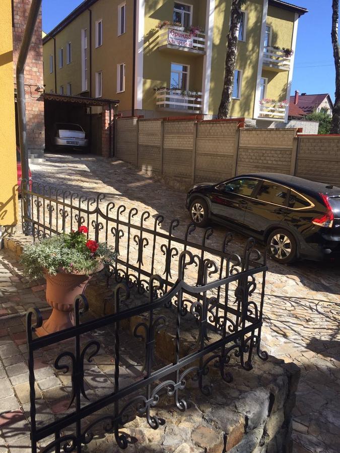 U Zubrytskyh Hotel Truskavets Eksteriør billede